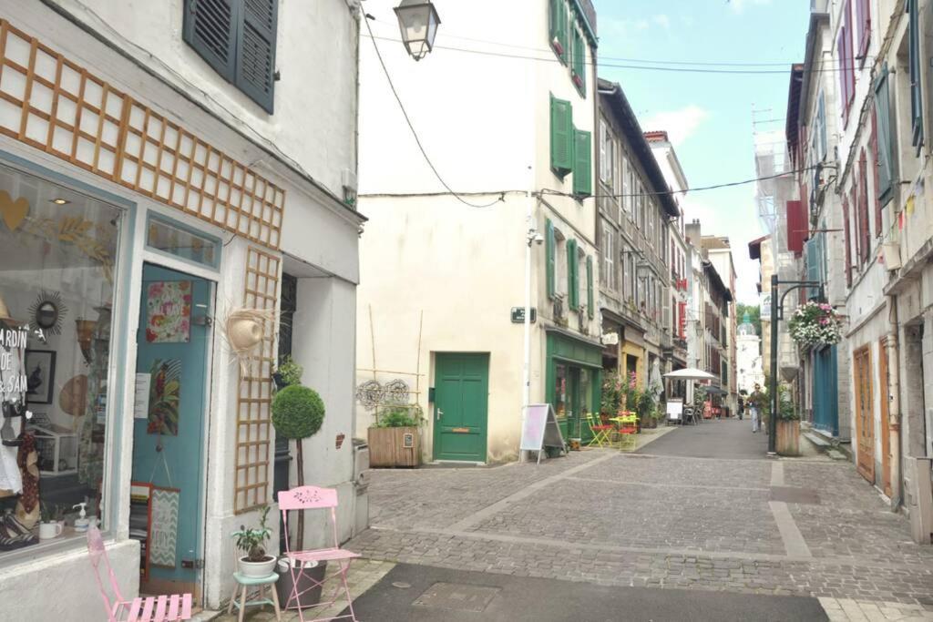 Duplex Avec Belle Terasse Au Centre De Bayonne Apartament Zewnętrze zdjęcie